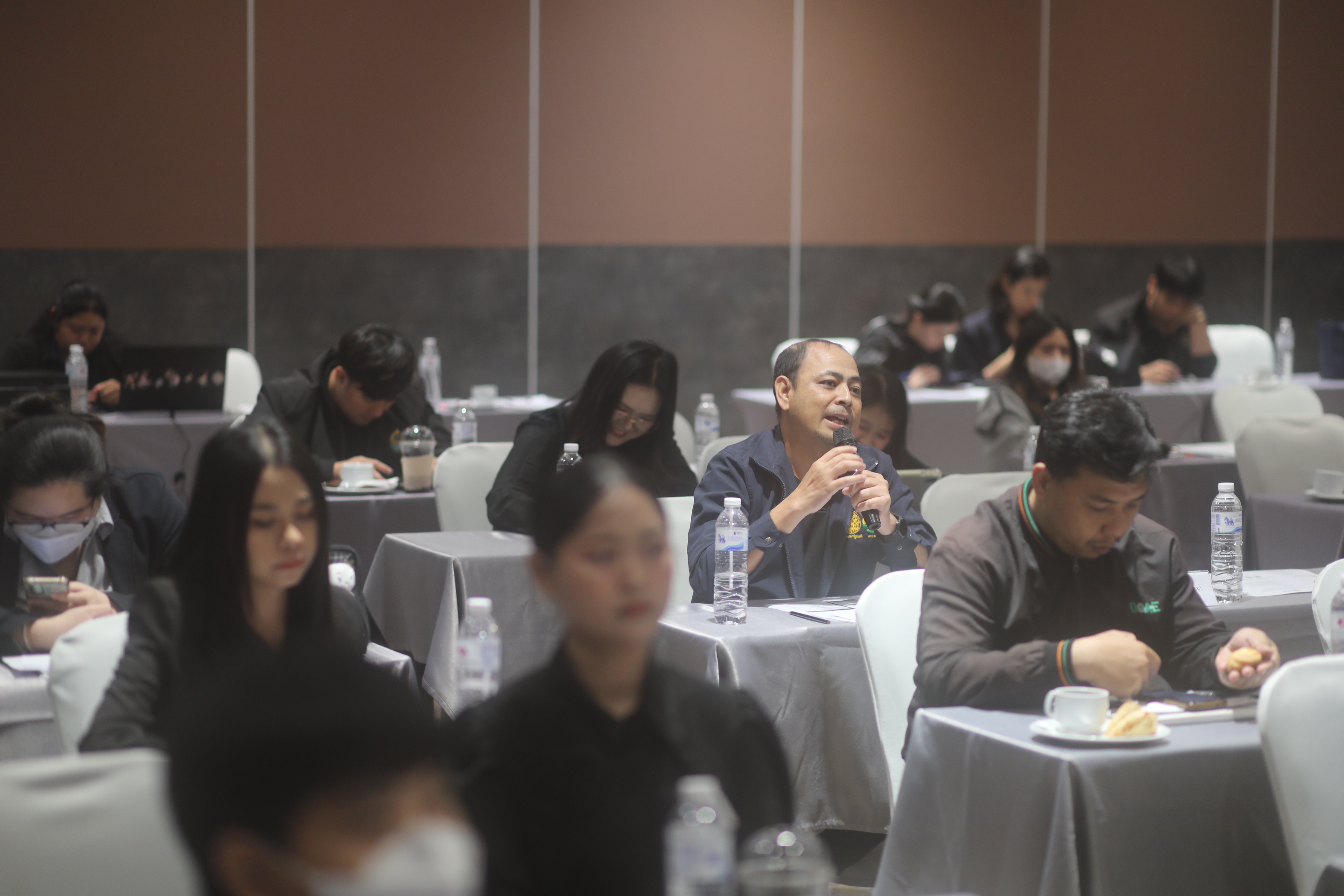 title - ส.ป.ก. ร่วมประชุมการนำเสนอรายงานติดตาม ตรวจสอบ และประเมินผลการใช้ที่ดินของประเทศไทยให้เหมาะสมกับสภาพที่ดินและศักยภาพที่ดิน ภาคตะวันออกเฉียงเหนือ